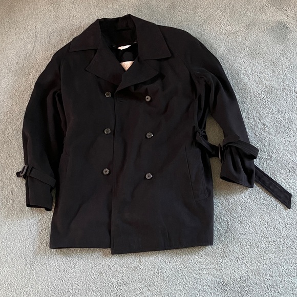 Chic Women's Black Pea Coat - Picture 1 of 12